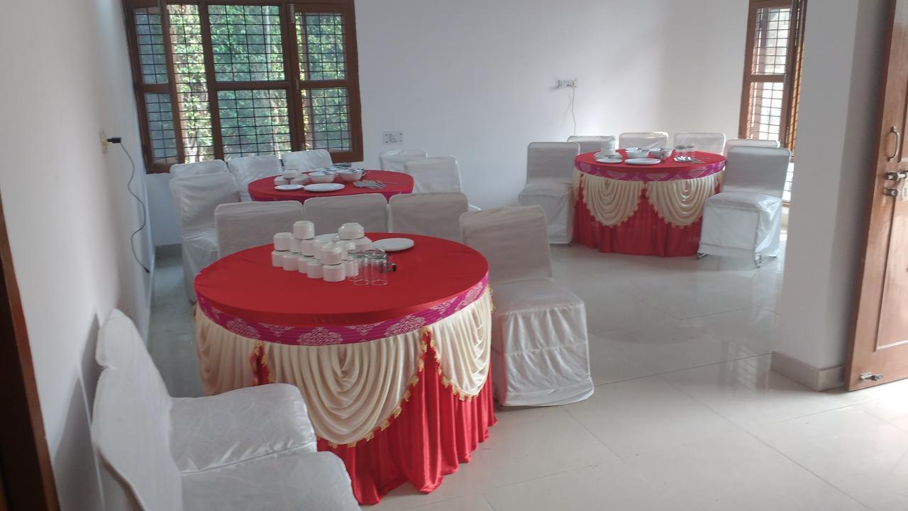 Club Awara Holiday Resort Manesar Luaran gambar